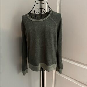 NWOT Women’s Sundry Crewneck Sweatshirt Size 1